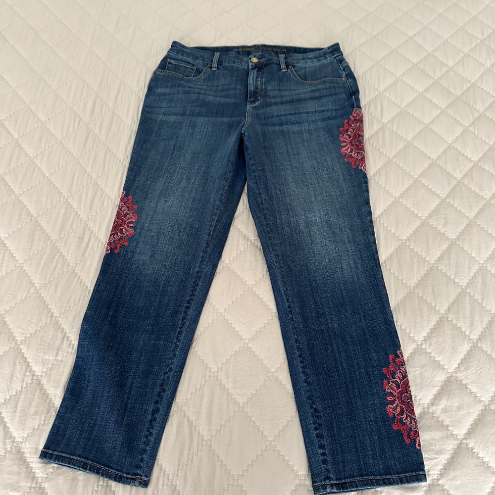 Chico’s So Slimming Girlfriend Ankle Jean